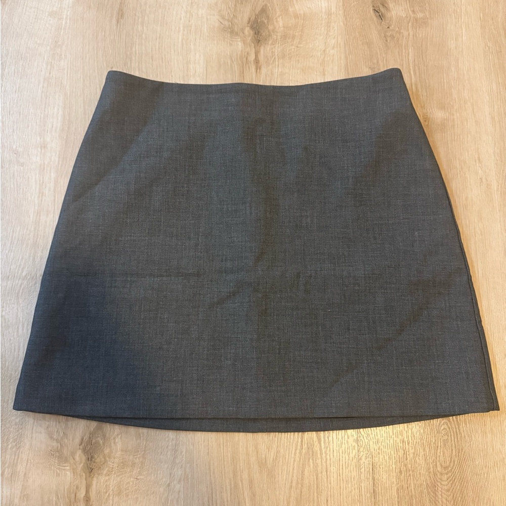 Aritzia Wilfred Classic Mini Skirt